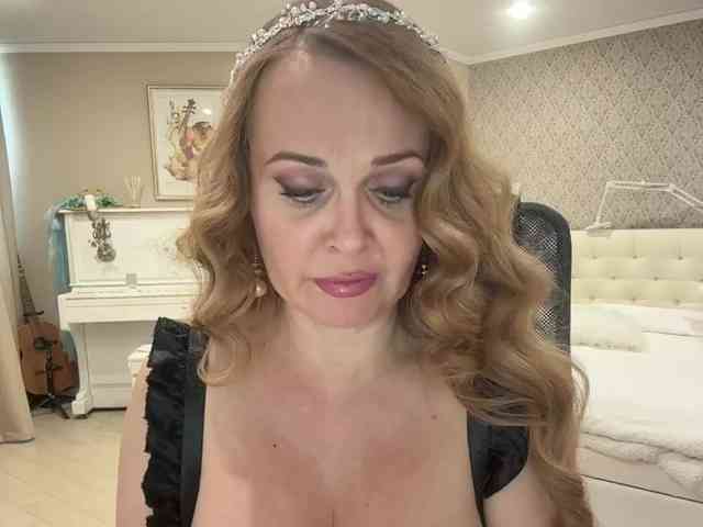 Milf_Zabava webcam