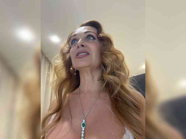 Milf_Zabava webcam