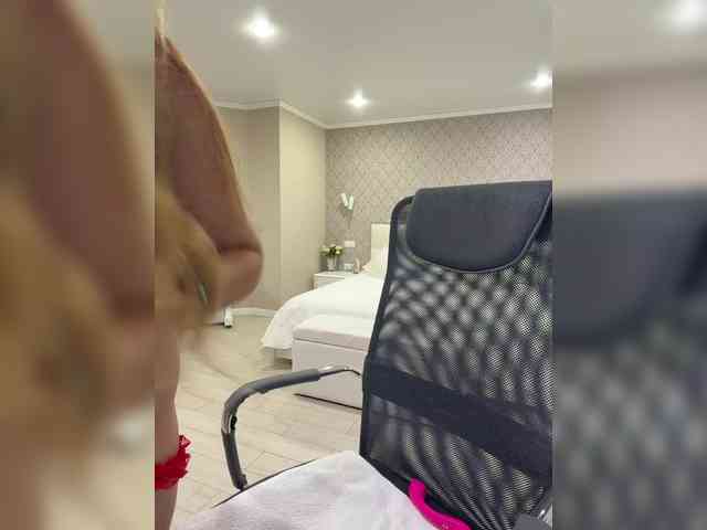 Milf_Zabava webcam