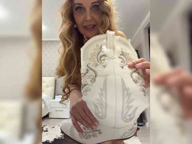 Modelo: Milf_Zabava