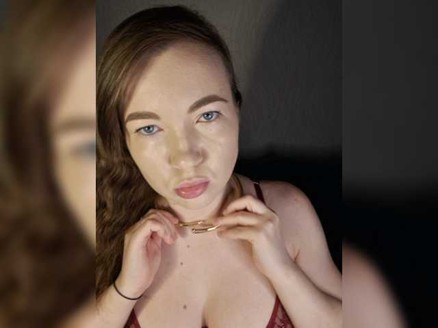 Juliberry1 live cam on BongaCams