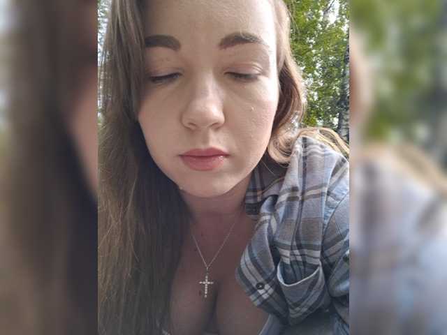 Juliberry1 live cam on BongaCams