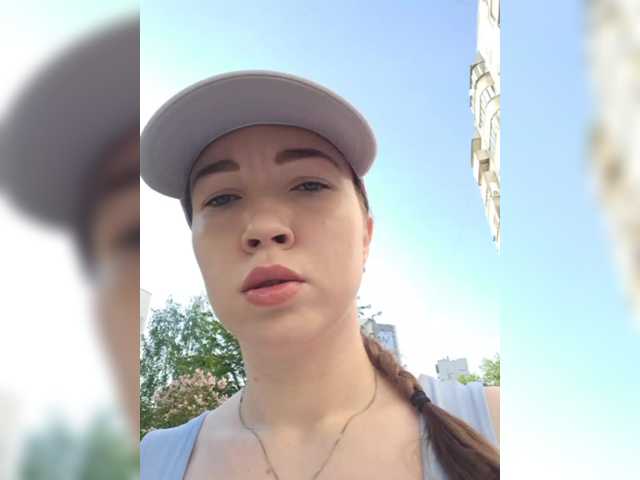Juliberry1 live cam on BongaCams