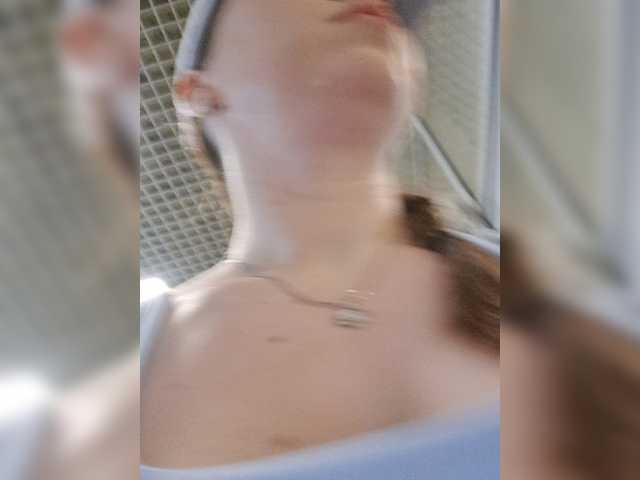 Mistery_Juli live webcam show