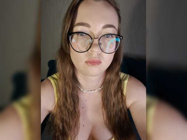 Juliberry1 live webcam show