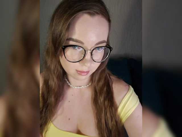 Juliberry1 live webcam show