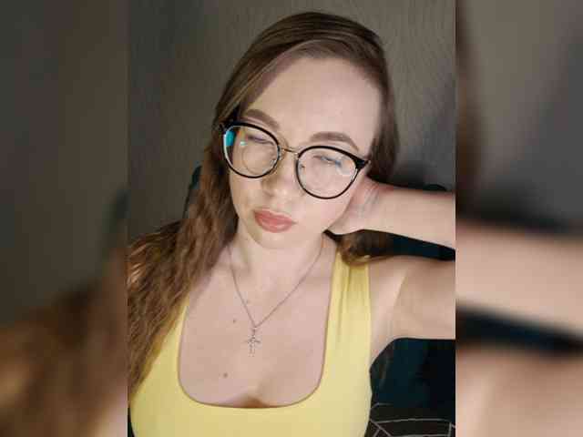 Mistery_Juli webcam