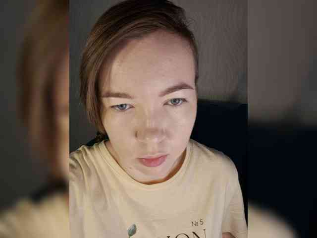 Mistery_Juli webcam