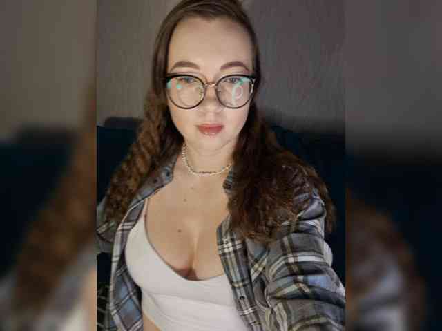 Mistery_Juli webcam