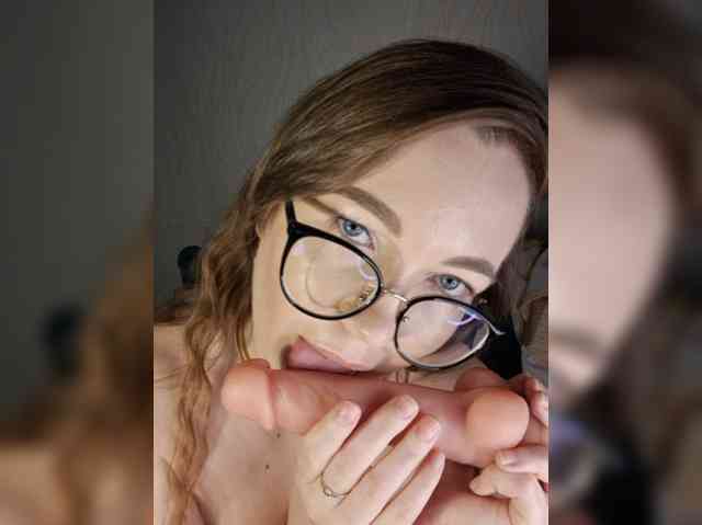 Mistery_Juli webcam