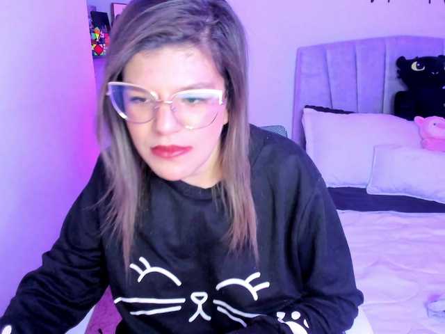 EffyFanny live cam on BongaCams