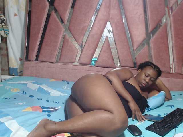 amijacobs webcam bongacams model stream image