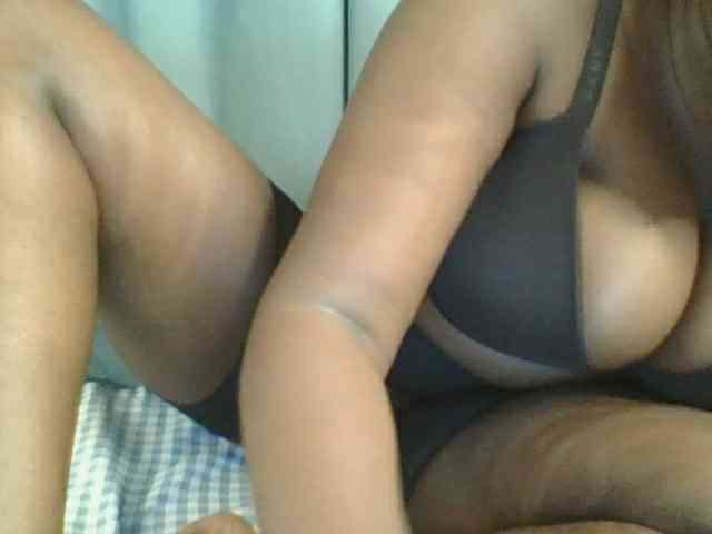 Horny-vyxen webcam