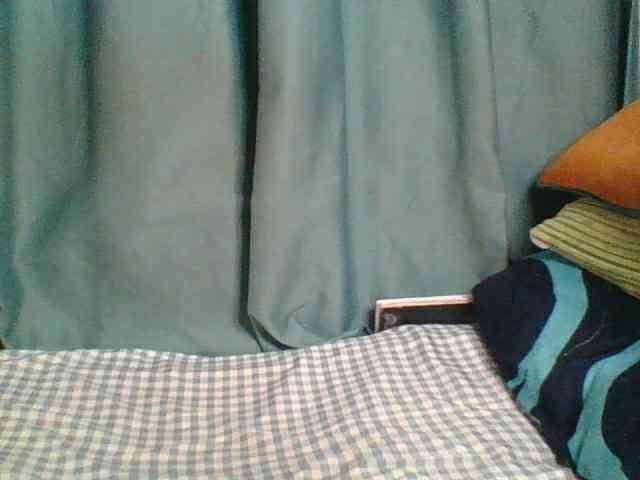 Horny-vyxen webcam