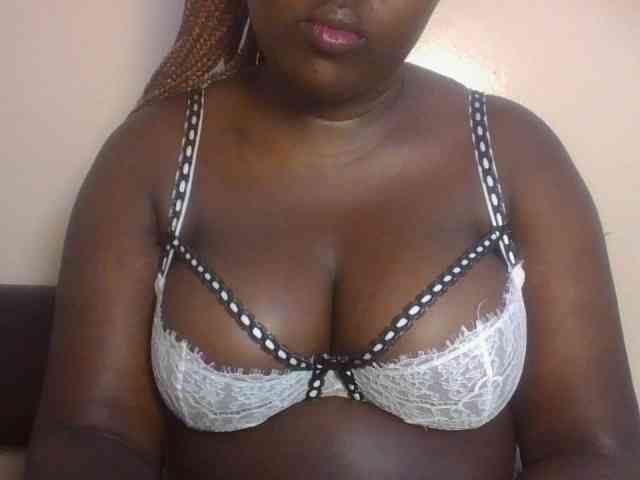 Horny-vyxen webcam