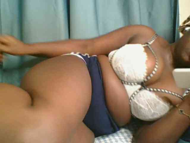 Horny-vyxen webcam
