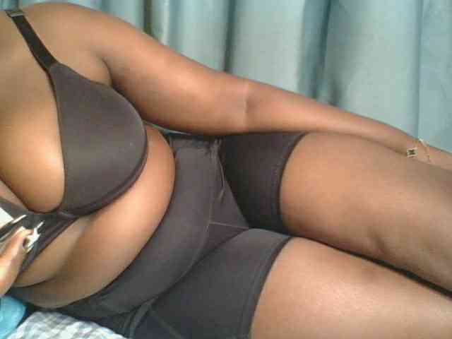 Horny-vyxen webcam