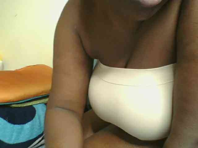 Horny-vyxen webcam