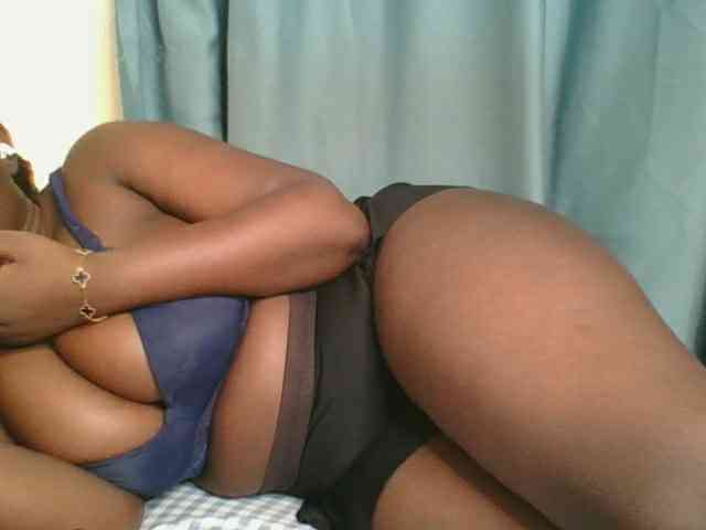Horny-vyxen webcam