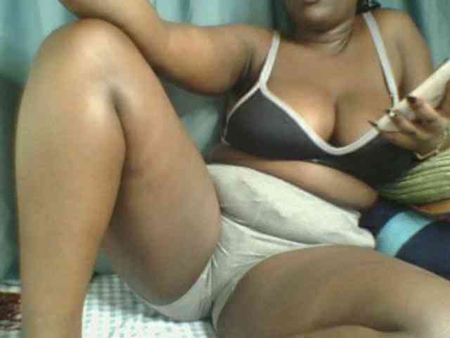 Horny-vyxen webcam