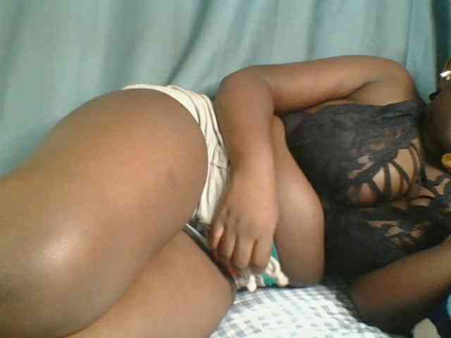 Horny-vyxen webcam