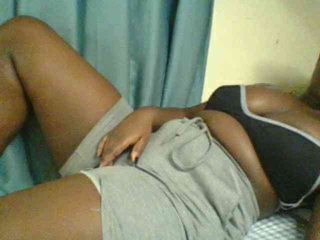Horny-vyxen webcam