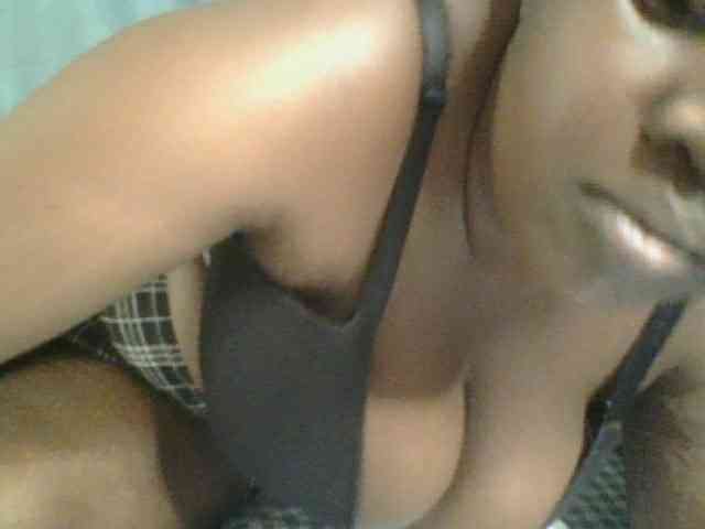 Horny-vyxen webcam