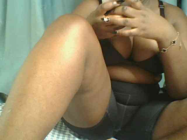 Horny-vyxen webcam