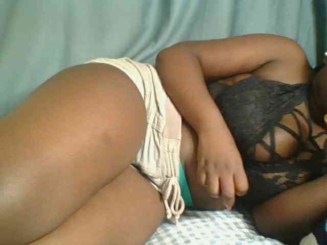 Horny-vyxen webcam