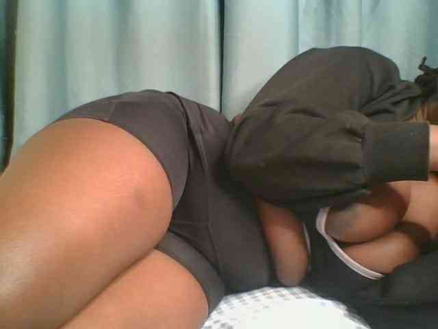 Horny-vyxen webcam