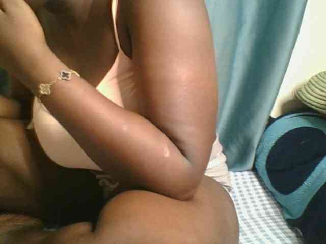 Horny-vyxen webcam