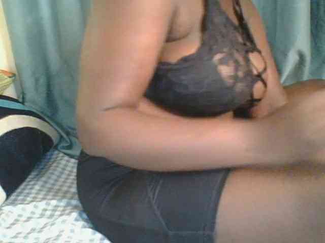Horny-vyxen webcam