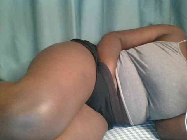 Horny-vyxen webcam