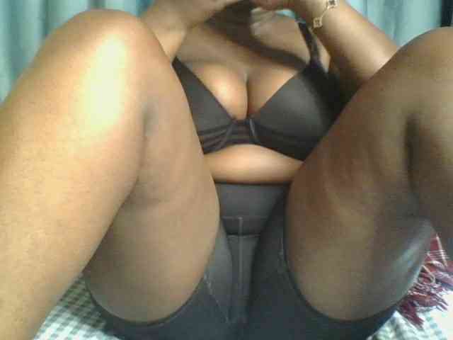 Horny-vyxen webcam