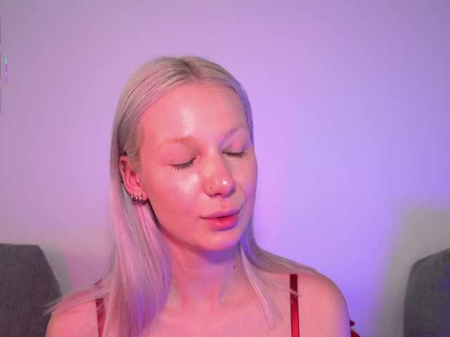 RanyLoveTomson live webcam show