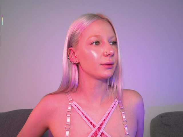 RanyLoveTomson live webcam show