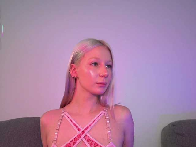 RanyLoveTomson live webcam show
