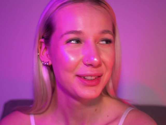 RanyLoveTomson's BongaCams show and profile