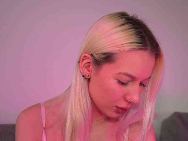 RanyLoveTomson webcam