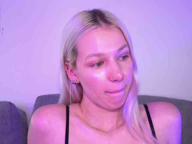 RanyLoveTomson webcam