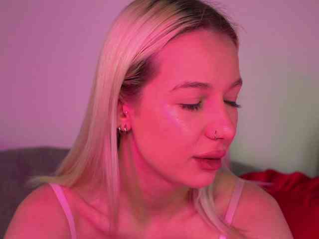 RanyLoveTomson webcam