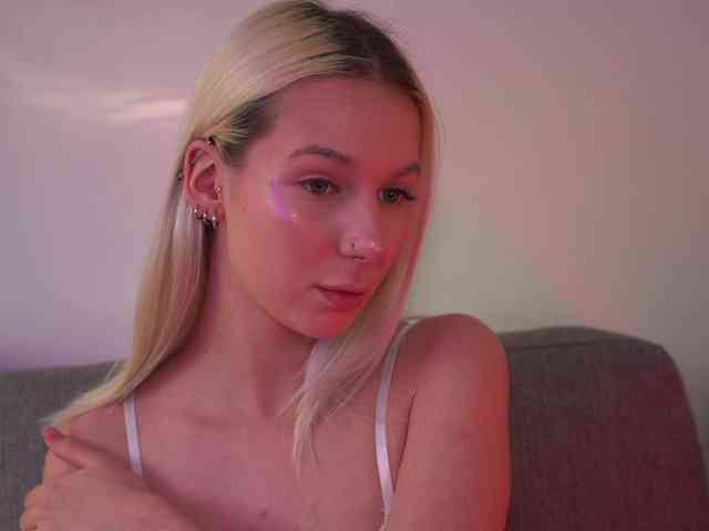 RanyLoveTomson webcam