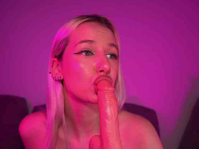 RanyLoveTomson webcam