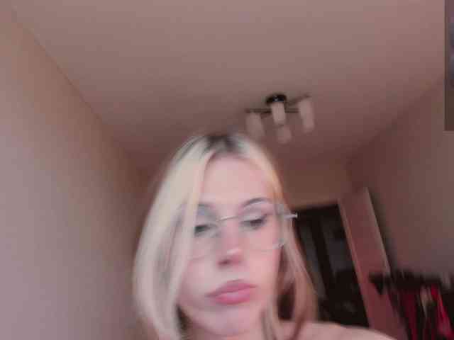 evapleasure Live Webcam on BongaCams