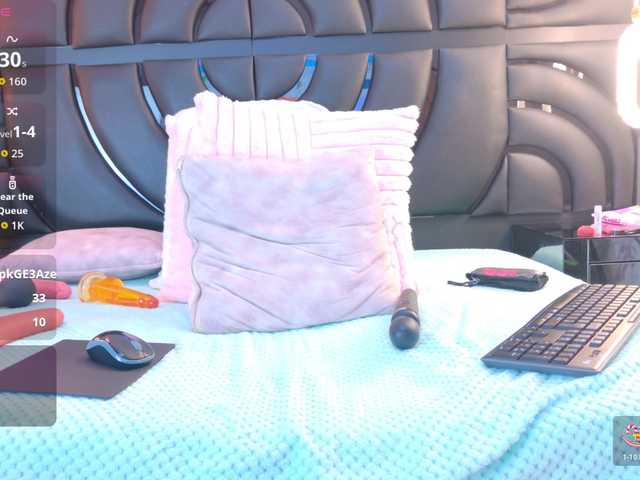 SabrinnaTaylor live cam on BongaCams
