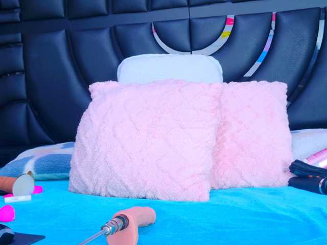 SabrinnaTaylor live cam on BongaCams