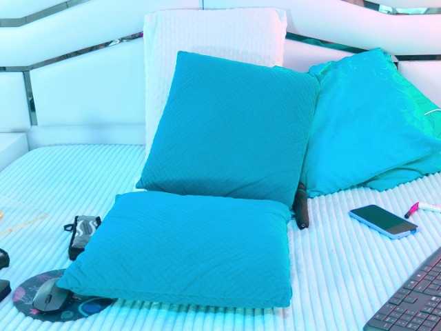 SabrinnaTaylor live cam on BongaCams