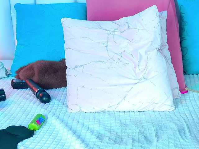 SabrinnaTaylor live cam on BongaCams