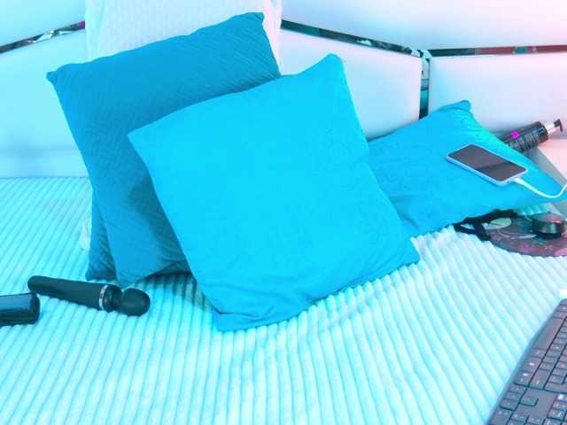 SabrinnaTaylor live cam on BongaCams