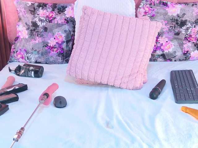 SabrinnaTaylor live cam on BongaCams